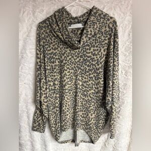 Karlie Small Oversized Women's Cowl Neck Leopard Sweater - Black and Tan